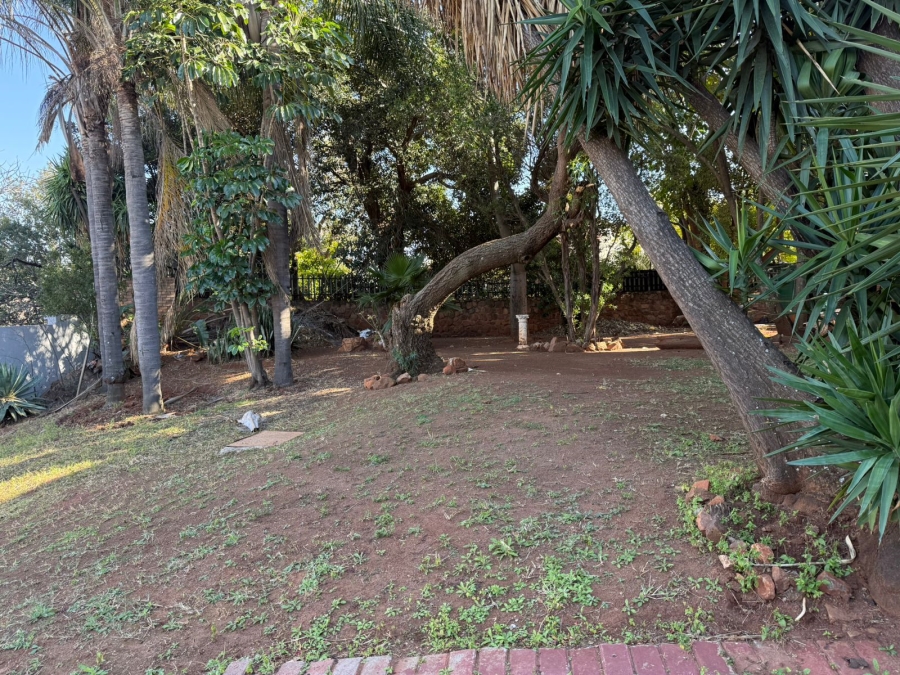 6 Bedroom Property for Sale in Safari Gardens North West